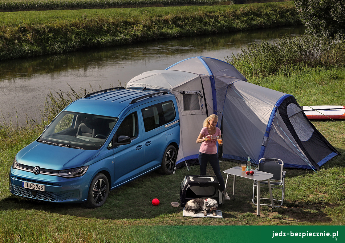 Premiera tygodnia - Caddy California w plenerze